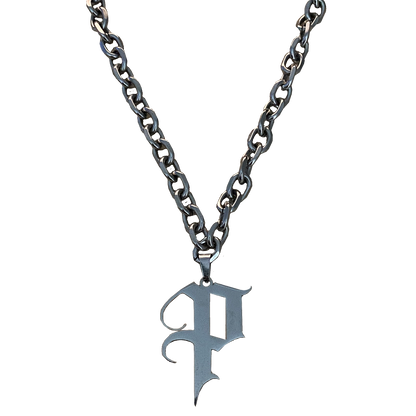 COLLIER AVEC LOGO P